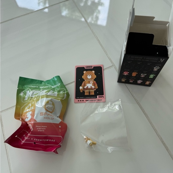 Mega Space Molly Series 3 OPEN BOX Tenderheart Bear - Picture 7 of 9